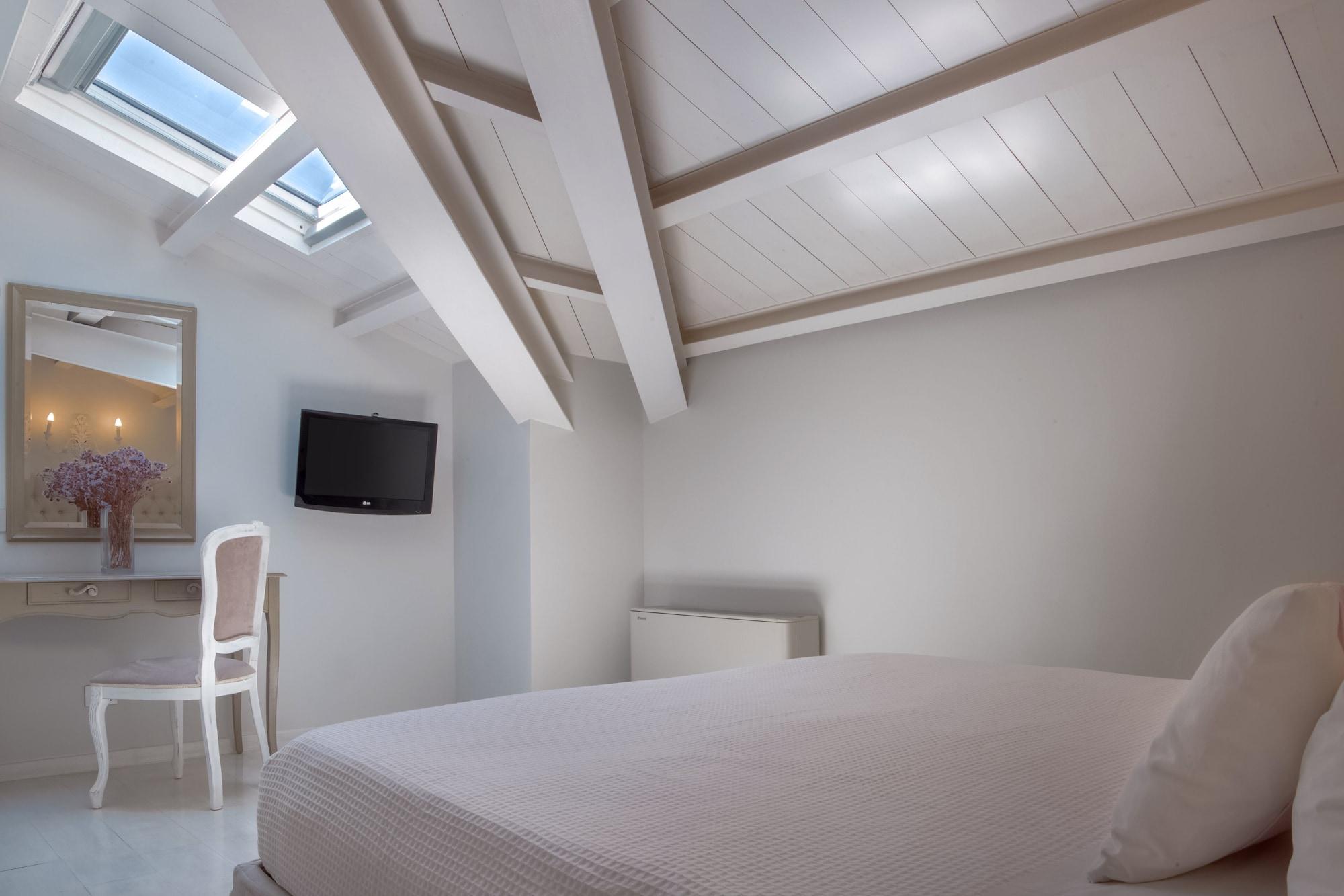 Micra Anglia Boutique Hotel & Spa Ándros エクステリア 写真