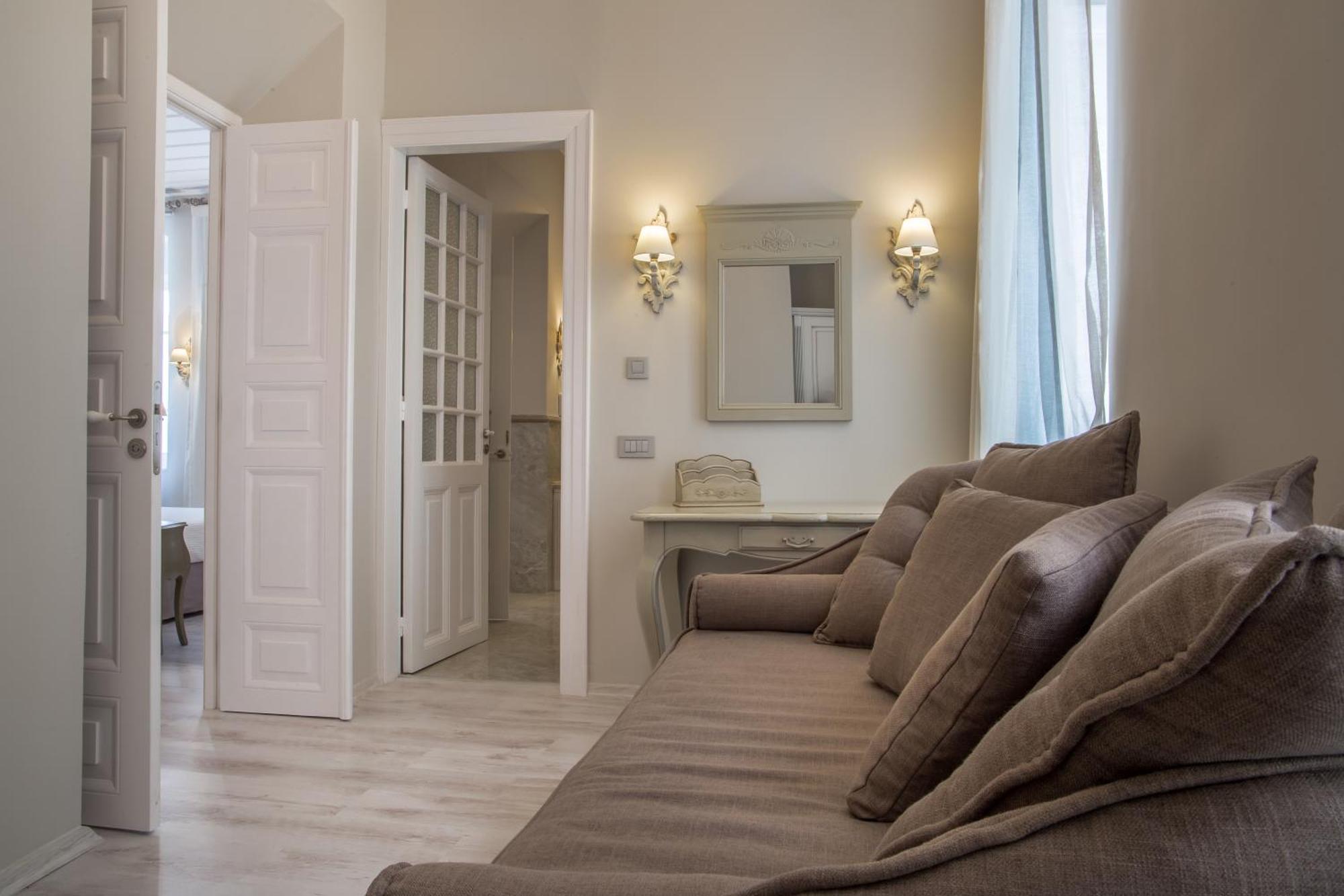 Micra Anglia Boutique Hotel & Spa Ándros エクステリア 写真