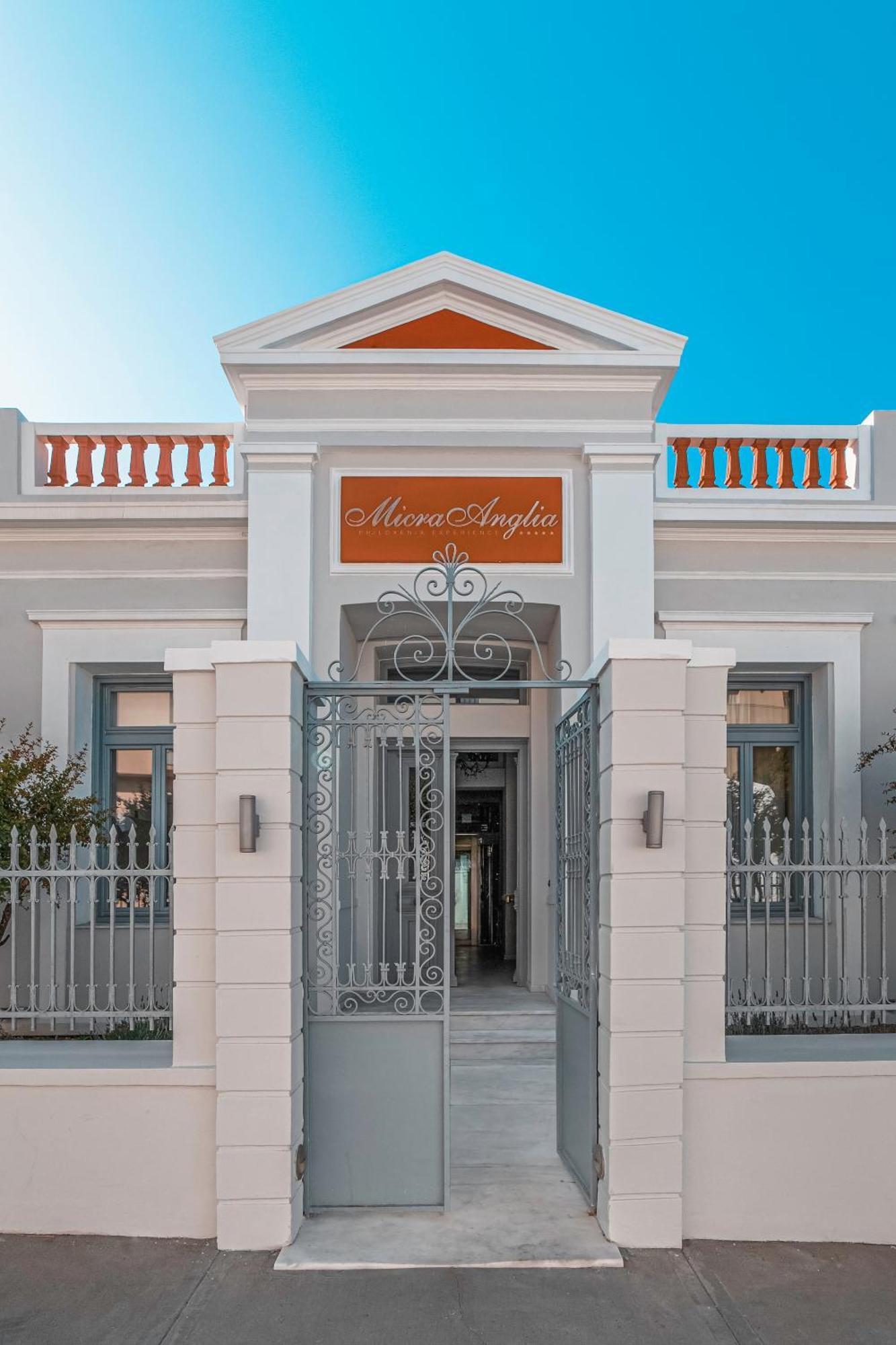 Micra Anglia Boutique Hotel & Spa Ándros エクステリア 写真
